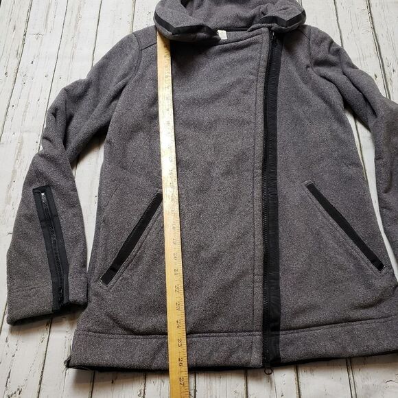 Lululemon Grey Fleece Moto Jacket Size 4 - Picture 13 of 13
